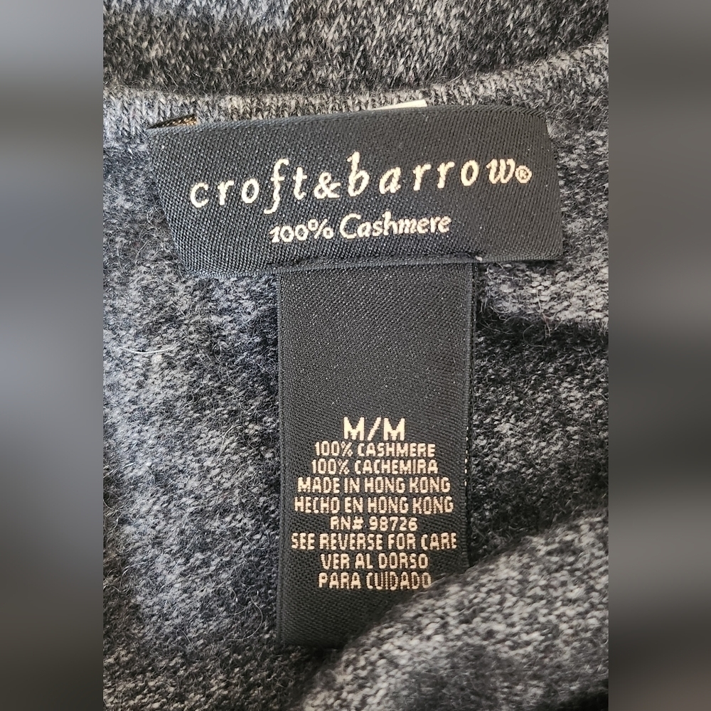 Croft & Barrow women's gray 100% cashmere v - neck pullover sweater M - Picture 4 of 5